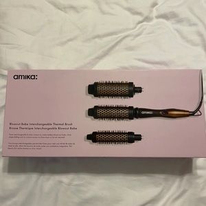 amika blowout babe set of thermal round brushes